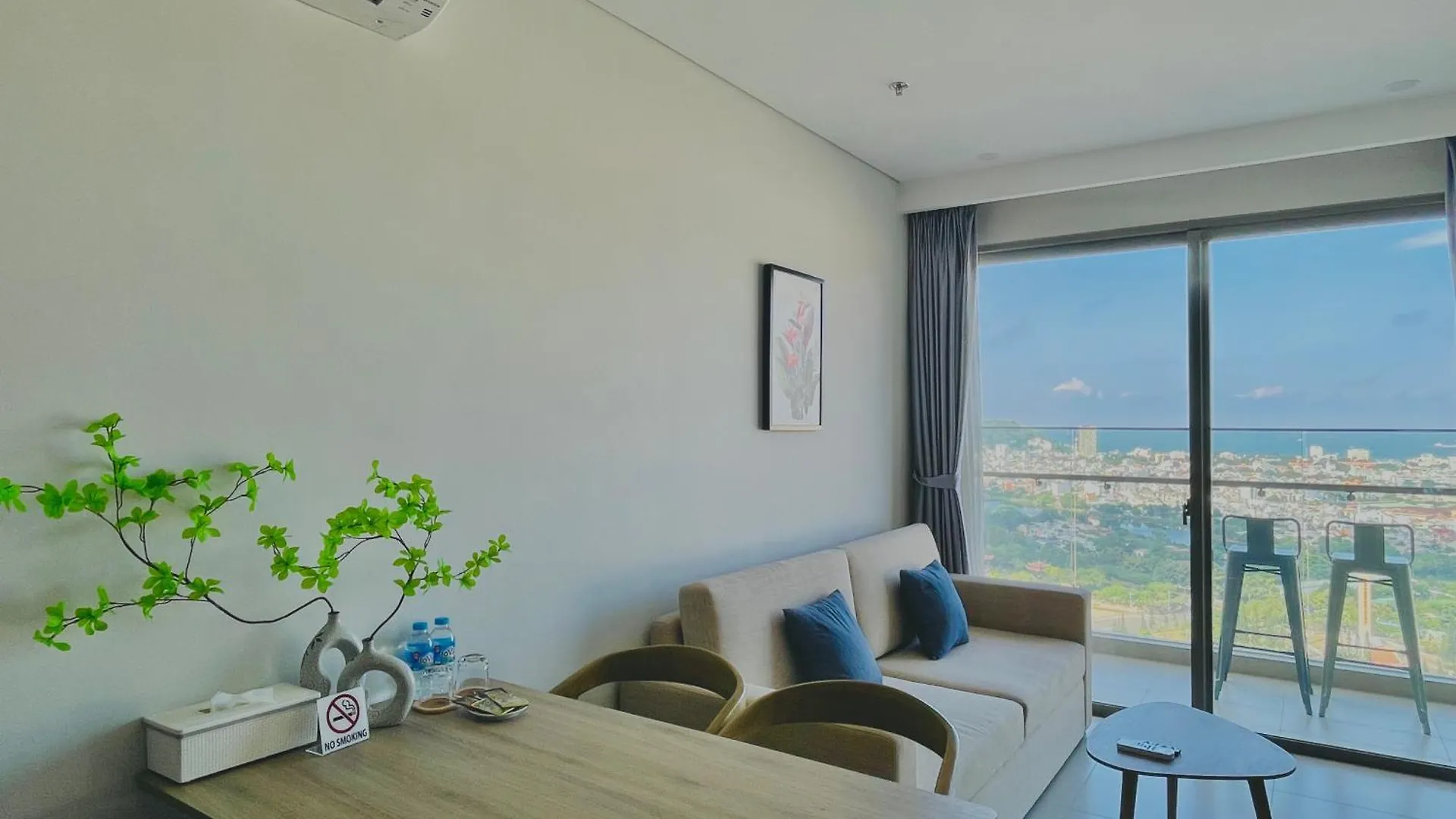 아파트 Lux Condotel - The Song 붕타우